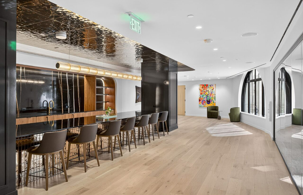 Synergy unveils renovation at 10 Post Office Sq. - signs 75,000 s/f in new and renewed leases